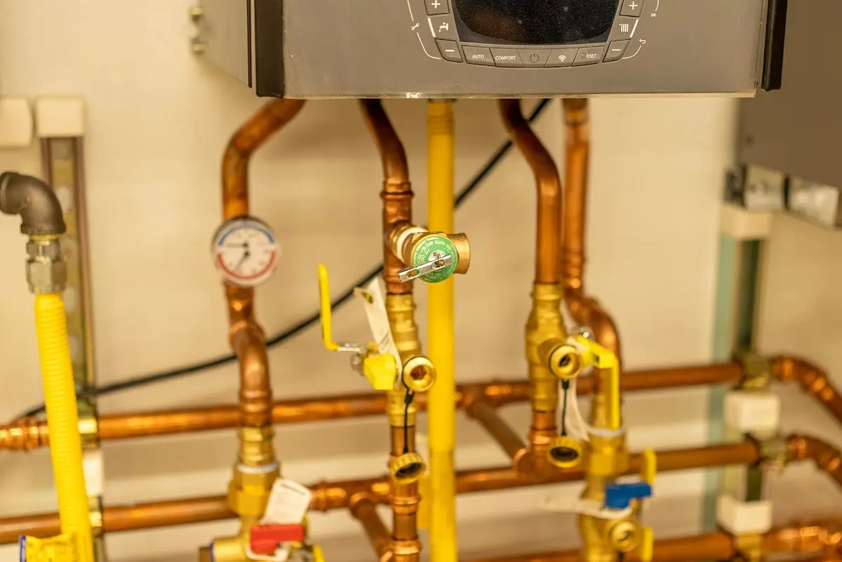 Licensed technician providing Water Heater Installation for a homeowner in Muscatine